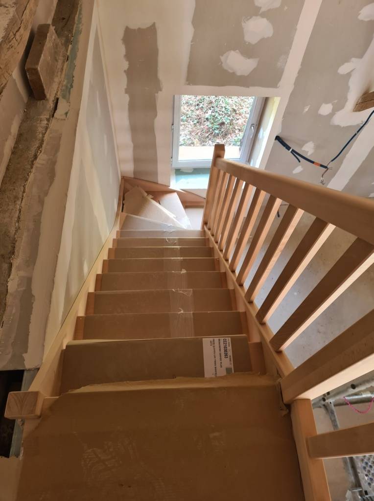 Escalier sur mesure en hêtre massif - ÉDIFICE + Agencement